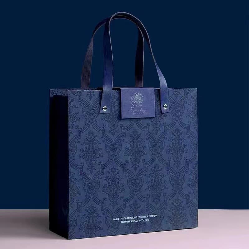 Elegant Pattern Gift Bag
